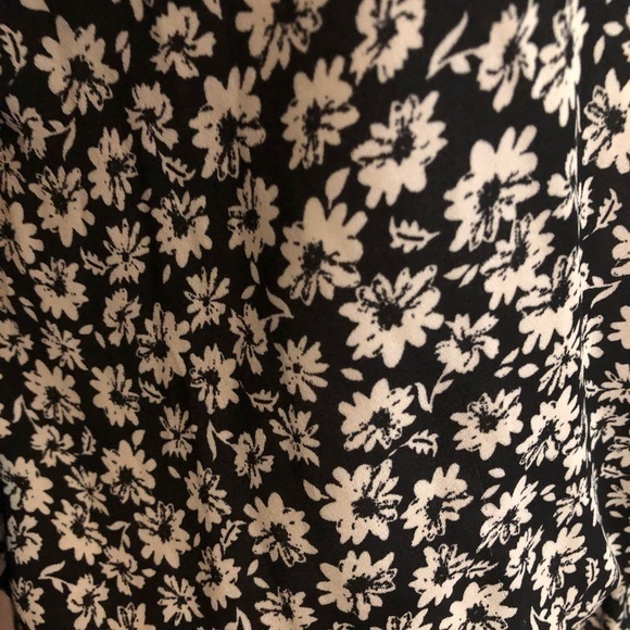 Poetry black and ivory‎ daisy romper with lace - Picture 9 of 10